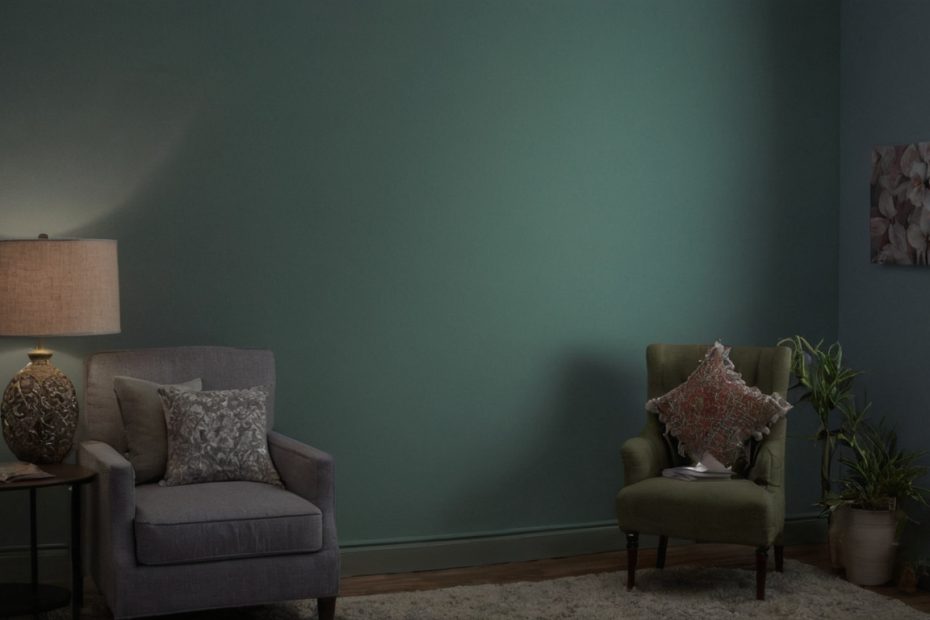 Why does grey-blue wallpaper appear green, violet, or dull under LEDs editorial visual